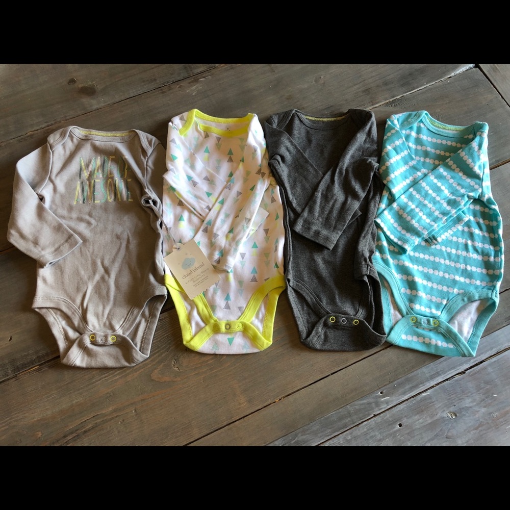 Lot of 4 bodysuits